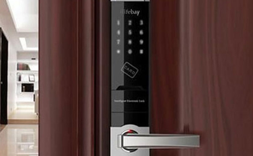 阿克苏24小时上门开锁公司