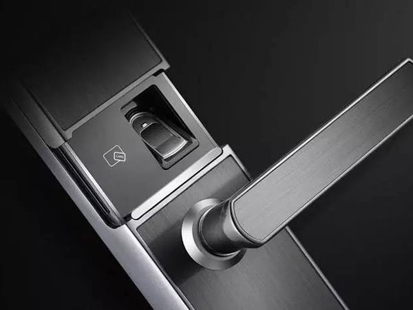 阿克苏24小时上门开锁公司