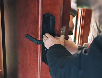 阿克苏24小时上门开锁公司